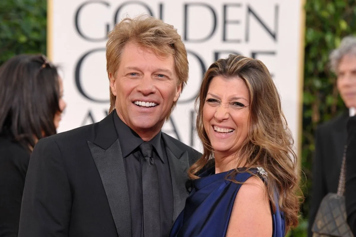 Is jon bon jovi married now?